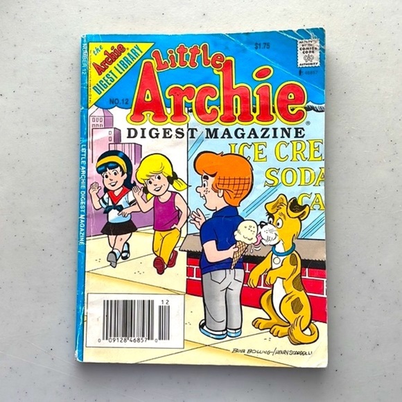 Assorted Archie Digest Comics x5 - Picture 8 of 13